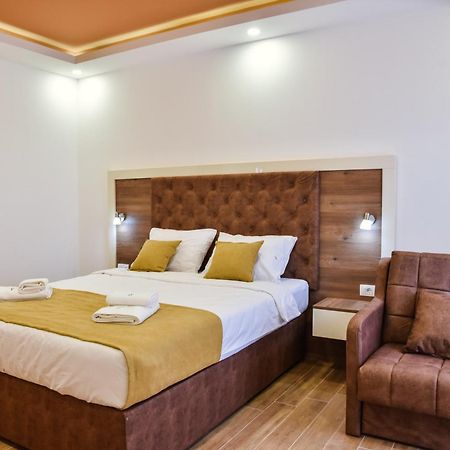 Heaven Lux Ulcinj Hotel Eksteriør billede