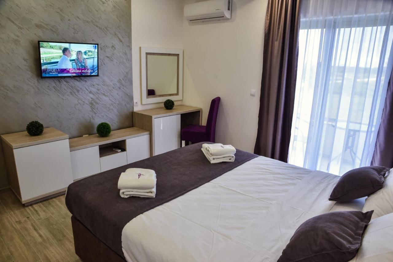 Heaven Lux Ulcinj Hotel Eksteriør billede