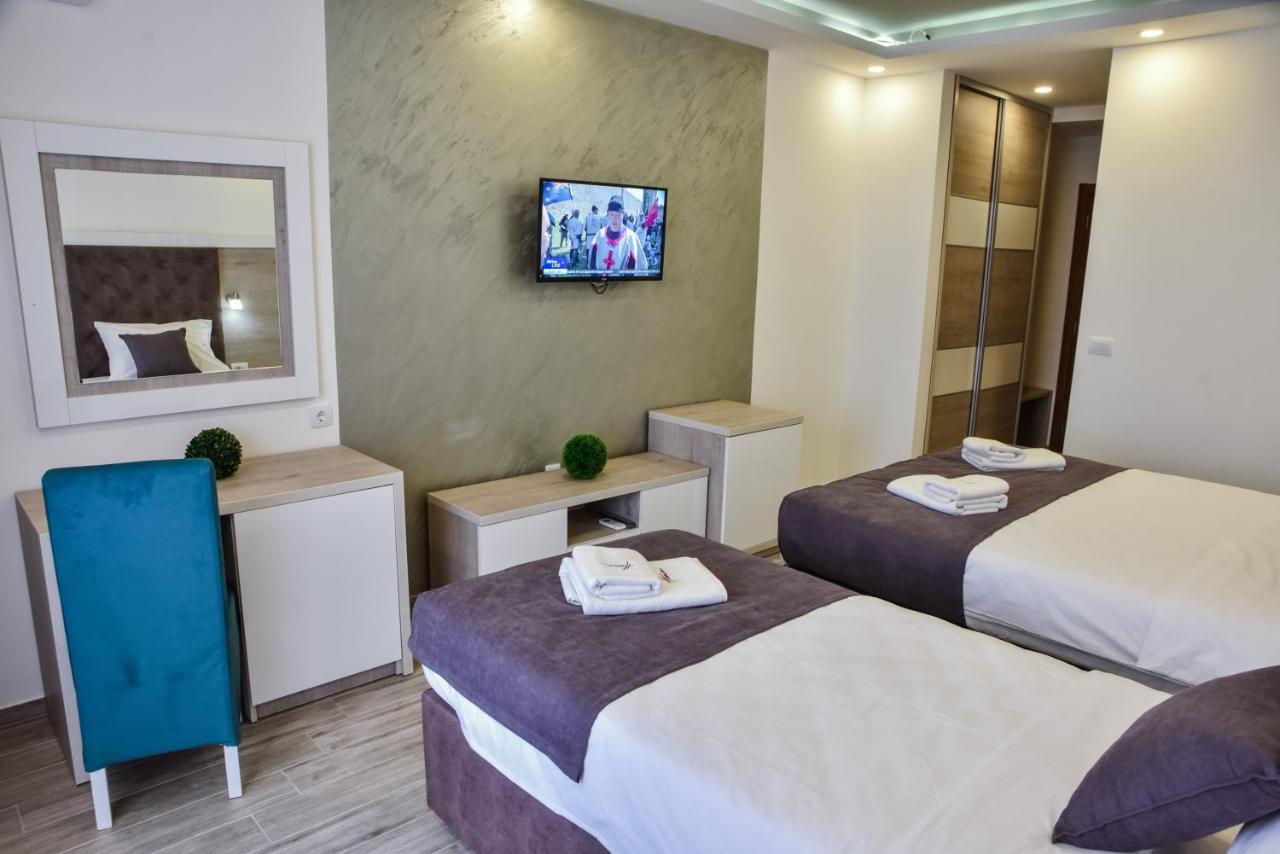 Heaven Lux Ulcinj Hotel Eksteriør billede