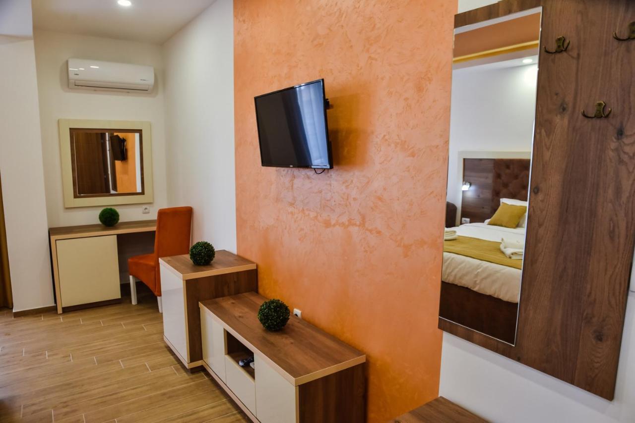 Heaven Lux Ulcinj Hotel Eksteriør billede