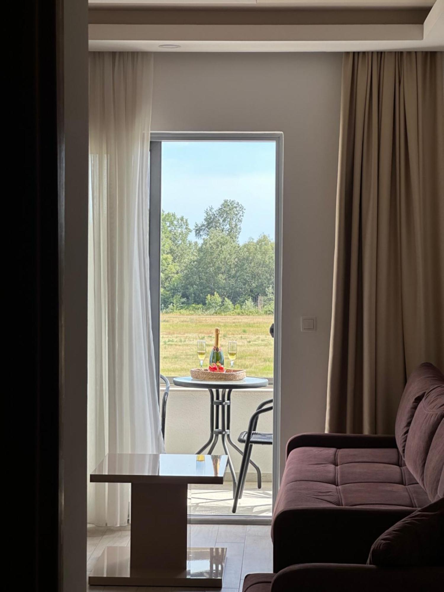 Heaven Lux Ulcinj Hotel Eksteriør billede